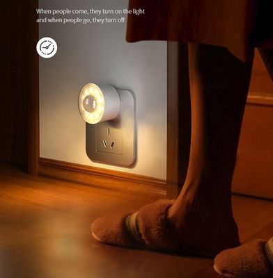 Good price Intelligent Human Body Sensing Light Control Socket Plug for Aisle Stairway and Toilet online